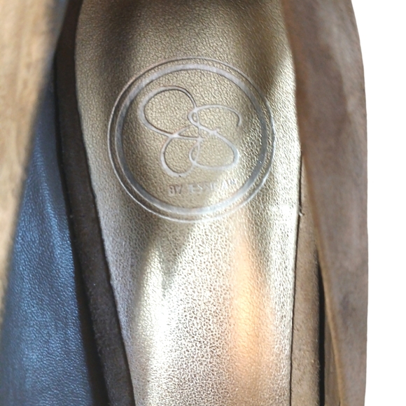 Jessica Simpson Suede Taupe Platform Heels Pumps - Picture 5 of 11